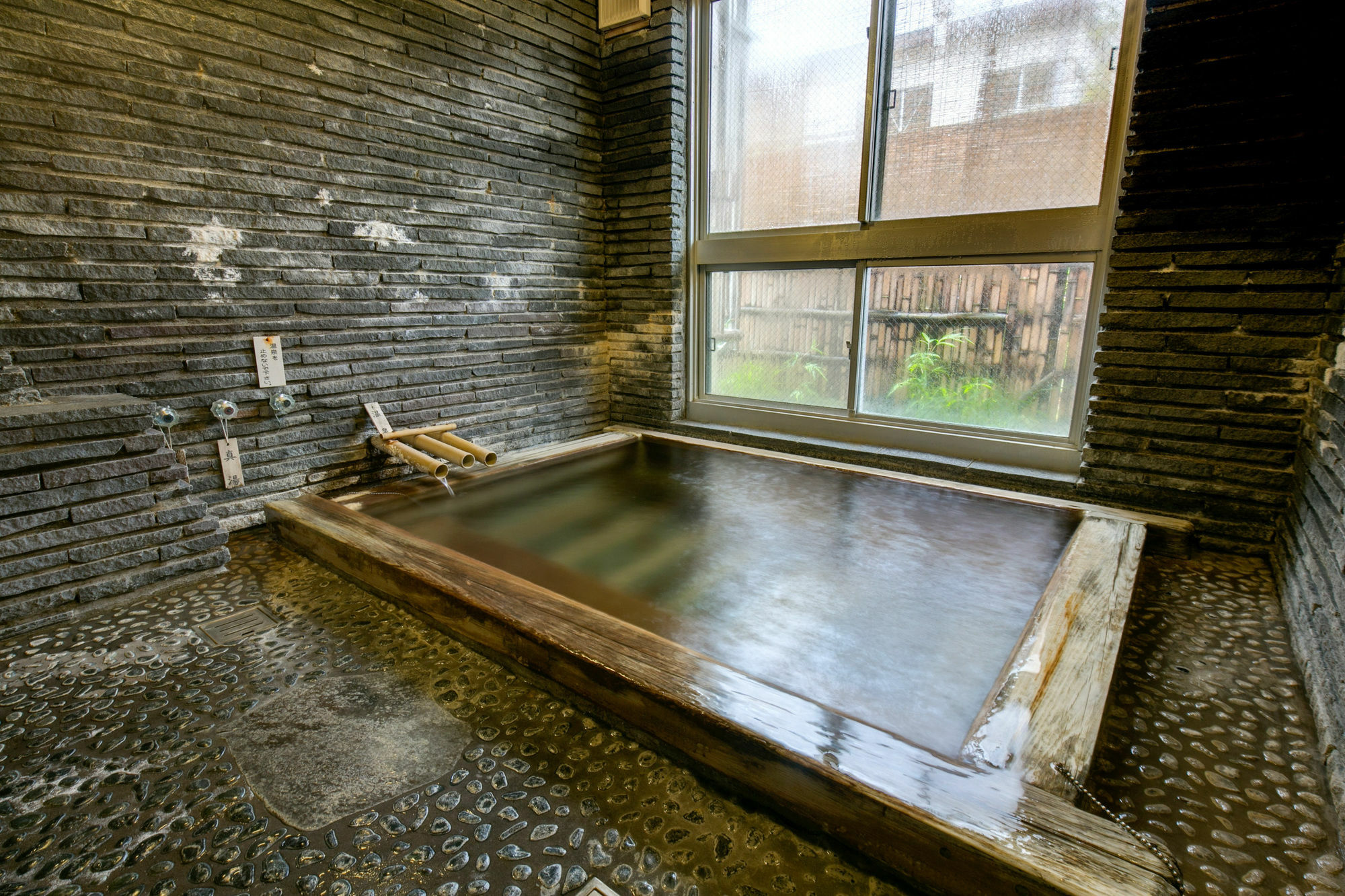 Yugawara-Onsen Manyoso Hotell Eksteriør bilde